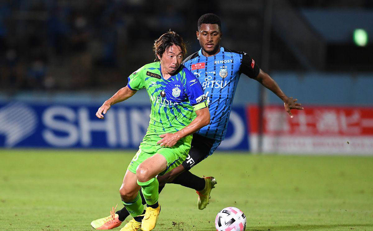 爱游戏-TheShy焦点对战，穆雷与50激战FPX分钟，出色发挥胜负难料！