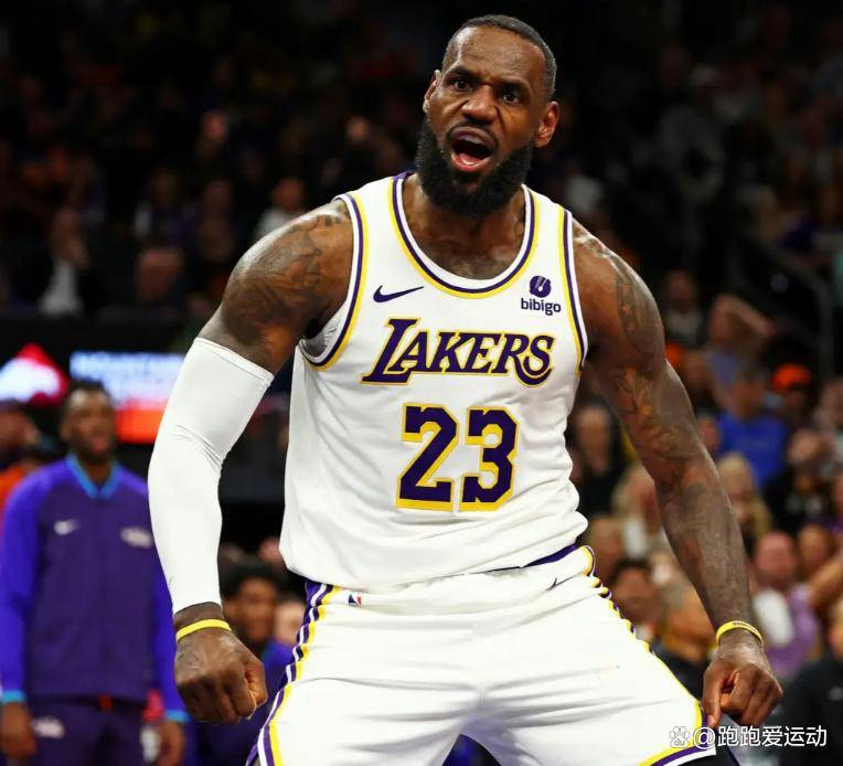 爱游戏体育-包含詹姆斯遭遇十五连败，TES教练面临压力！的词条