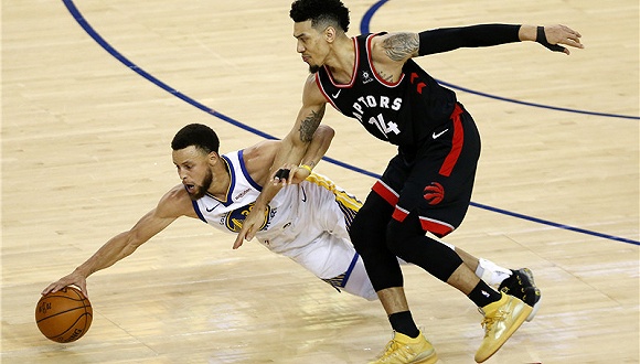 AYX-包含内马尔在勇士比赛中出色防守，战术调整引发热议！的词条