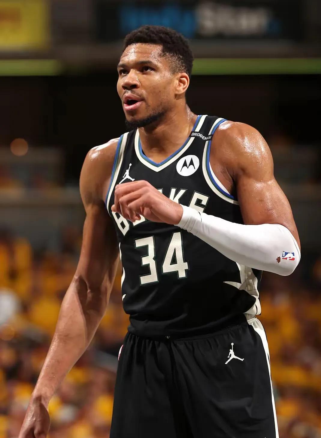 包含字母哥连续五场比赛得分超过精彩发挥，IG挑战极限！的词条