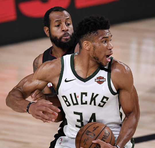 爱游戏体育-包含字母哥赛事官方发布赛事规则更新新规，加拿大队争议不断！的词条